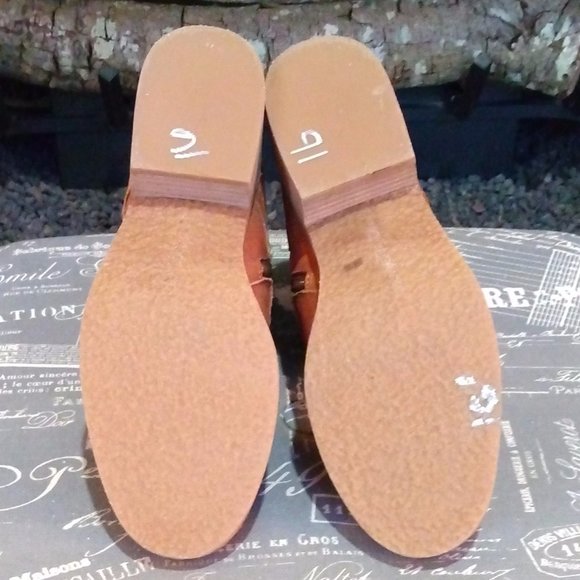 Women's Lucky Brand Boots - Picture 6 of 7